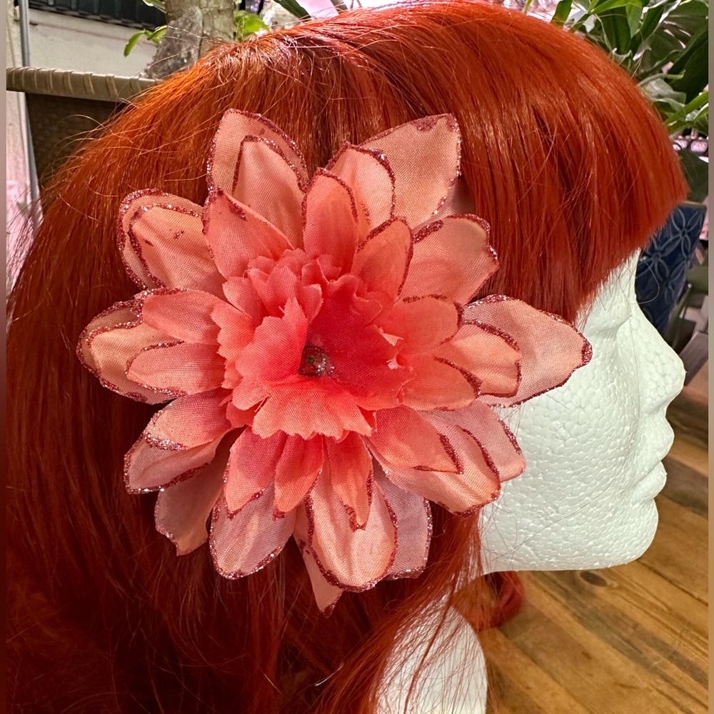 Flower hair clip